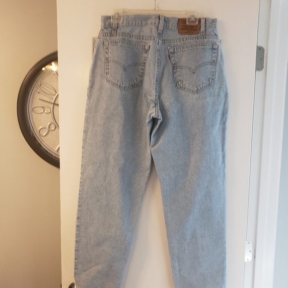 Vintage loose fit Levi's size 34/30 made in USA - Picture 6 of 10